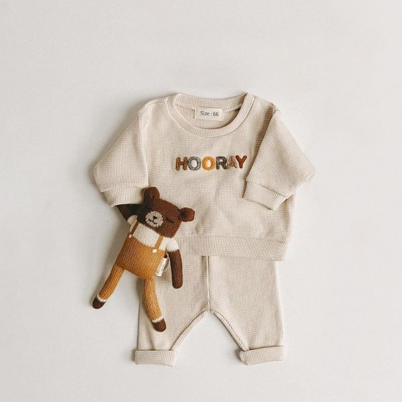 Organic Cotton Baby Clothes Set – 2-Piece Sweatshirt & Pants